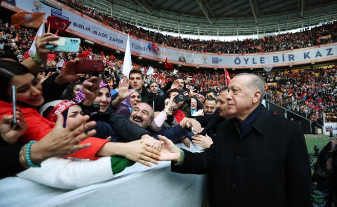 Cumhurbaşkanı Erdoğan İstanbul'da Birlik, İrade, Zafer programında konuştu! Eyvallah etmeyeceğiz!