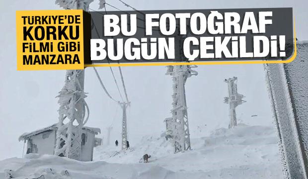 Korku filmi gibi! Türkiye'den nefes kesen kar manzaraları	