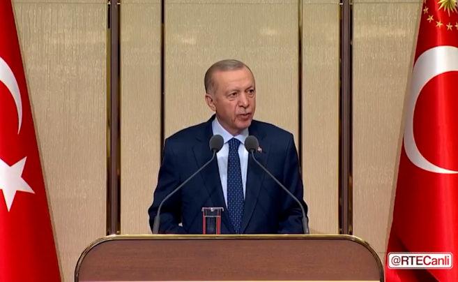 Cumhurbaşkanı Erdoğan'dan Batı'nın Müslümanlara yönelik saldırılarına tepki gösterdi