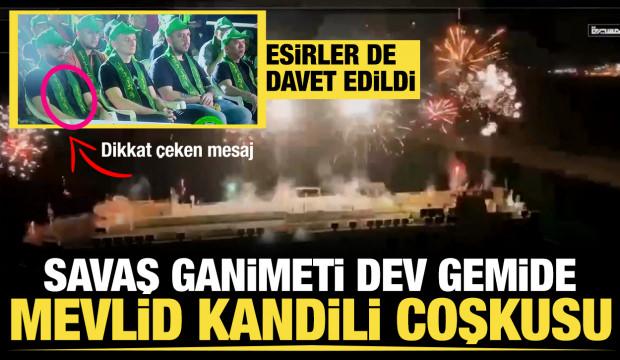 Kızıldeniz'de el konulan "Galaxy Leader"da Mevlid Kandili coşkusu