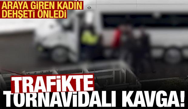 Trafikte tornavidalı kavga