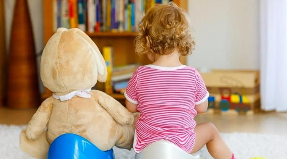 Bebeklerde tuvalet eğitimi ne zaman başlamalı?