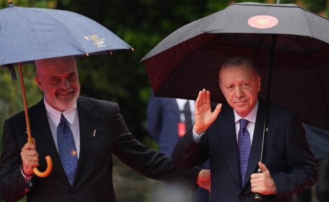 Cumhurbaşkanı Erdoğan'a gazetecilerin sözleri dikkat çekti! İşte Erdoğan'ın yanıtı