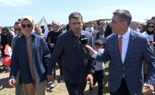 Selçuk Bayraktar ile eşi Sümeyye Erdoğan Bayraktar 7. Etnospor Kültür Festivali'ni ziyaret etti