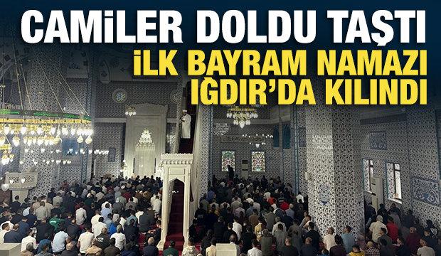 Türkiye’de ilk Kurban Bayramı namazı Iğdır’da kılındı