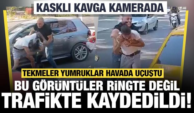 Trafikteki kavga boks ringlerini aratmadı!
