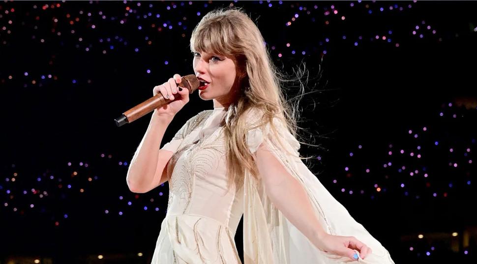 Taylor Swift nişanlandı! Donald Trump'ın yorumu şaşırttı...