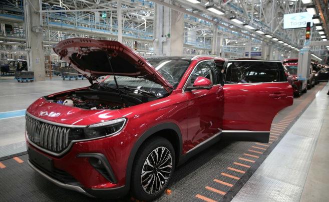 TOGG fabrikasında parmak ısırtan tablo! 3 dakikada bir yerli otomobil banttan iniyor...