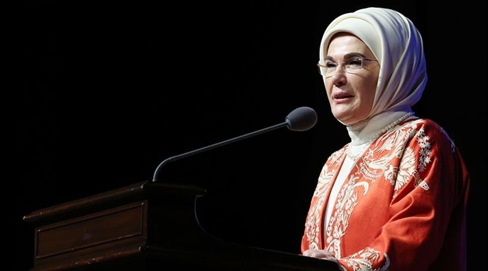 Emine Erdoğan'dan 'D&uuml;nya İnsan Hakları G&uuml;n&uuml;' paylaşımı