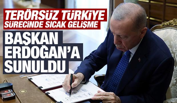 Son Dakika: AK Parti&rsquo;nin Ter&ouml;rs&uuml;z T&uuml;rkiye raporu Erdoğan&rsquo;a sunuldu