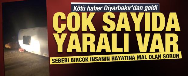 K&ouml;peğe &ccedil;arpmamak i&ccedil;in manevra yapan iş&ccedil;i servisi minib&uuml;s&uuml; devrildi: 16 yaralı