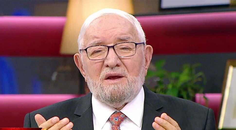 Necmettin Nursa&ccedil;an'ın eşi Pakize Nursa&ccedil;an hayatını kaybetti