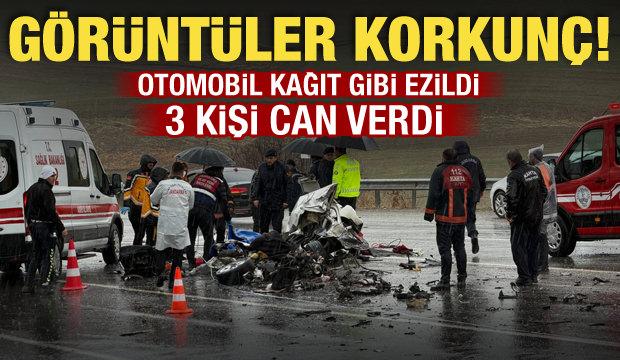 Adıyaman'da korkun&ccedil; kaza! Otob&uuml;s otomobili kağıt gibi ezdi: 3 &ouml;l&uuml;, 1 yaralı