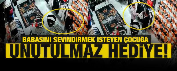  Antalya'da y&uuml;rekleri ısıtan diyalog! Babasına hediye almak isteyen esnaftan anlamlı jest