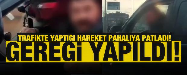 Trafikte aracın &ouml;n&uuml;n&uuml; kesen s&uuml;r&uuml;c&uuml; yakalandı