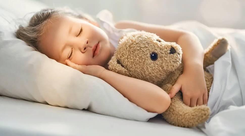 &Ccedil;ocuklarda kış uykusu saati! &Ccedil;ocuklarda kış uykusu d&uuml;zeninde saatlere dikkat