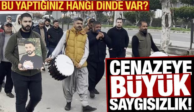 Cenazeye b&uuml;y&uuml;k saygısızlık! Davul zurnayla uğurladılar...