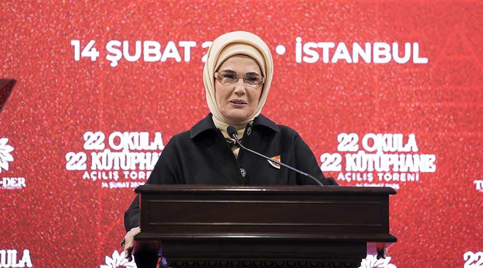 Emine Erdoğan, TOGEMDER'in "22 Okula 22 K&uuml;t&uuml;phane" projesinin a&ccedil;ılış t&ouml;reninde konuştu