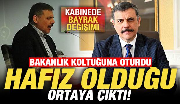Kabinede bayrak değişimi: Bakanlık koltuğuna oturdu, hafız olduğu ortaya &ccedil;ıktı