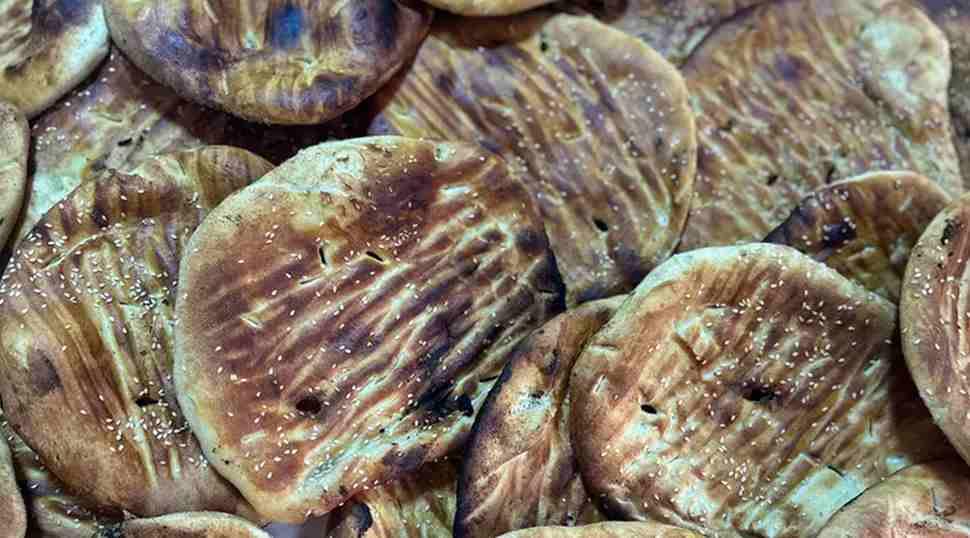 Van'ın meşhur lezzeti kapış kapış satılıyor: Sahurda yiyen oru&ccedil; boyunca a&ccedil;lık bilmiyor!