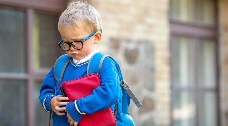 Okula gitmekte zorlanan &ccedil;ocuklar i&ccedil;in altın &ouml;neriler