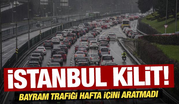 İstanbul'da bayram trafiği &ccedil;ileye d&ouml;nd&uuml;! Kilit noktalar durma noktasında...
