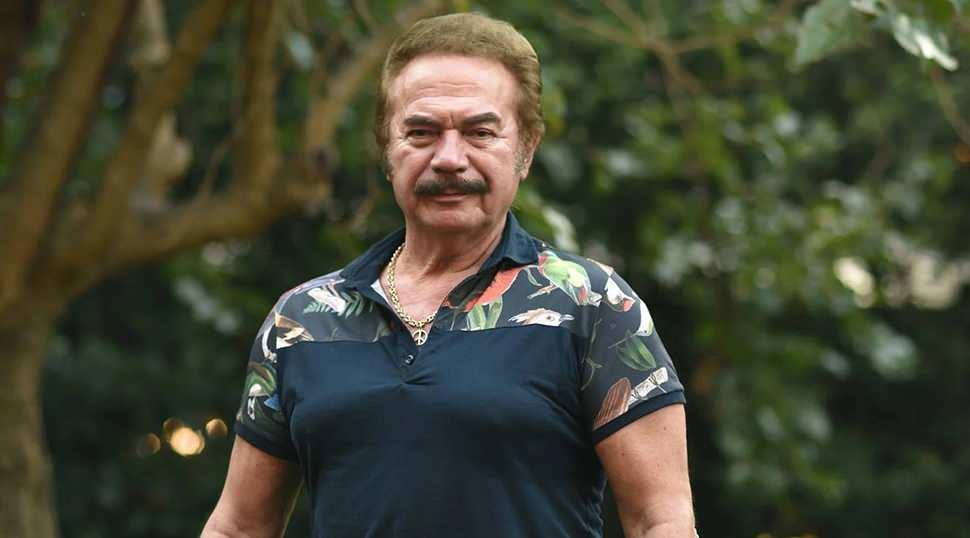 Orhan Gencebay hastaneye mi kaldırıldı? Eşinden ilk a&ccedil;ıklama