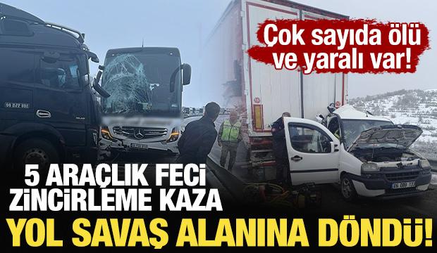 Otomobil, tıra arkadan &ccedil;arptı! &Ccedil;ok sayıda &ouml;l&uuml; ve yaralı var!