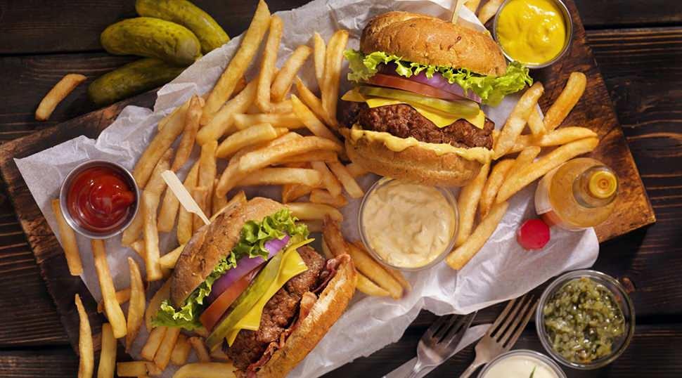 Dışarıdan yemek ve hazır gıdalar v&uuml;cut dengesini bozuyor!