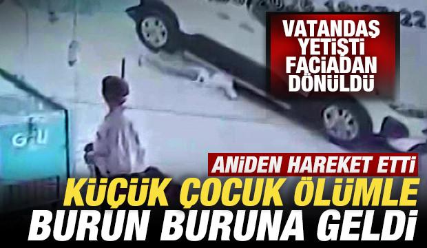 Vatandaş yetişti, faciadan d&ouml;n&uuml;ld&uuml;! K&uuml;&ccedil;&uuml;k &ccedil;ocuk &ouml;l&uuml;mle burun buruna geldi