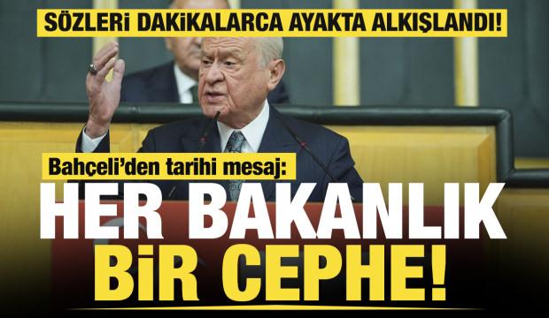 S&ouml;zleri ayakta alkışlandı! Bah&ccedil;eli'den tarihi mesaj: Her bakanlık bir cephe