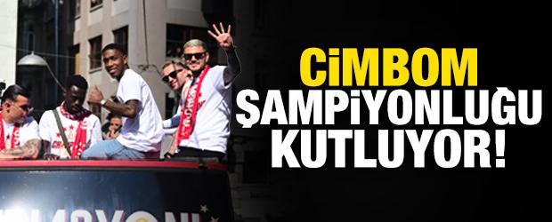 Galatasaray şampiyonluğunu kutluyor! İşte en &ouml;zel kareler