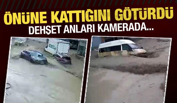 Samsun'daki sel dehşeti kamerada! Ara&ccedil;lar s&uuml;r&uuml;klendi, vatandaşlar saniyelerle kurtuldu