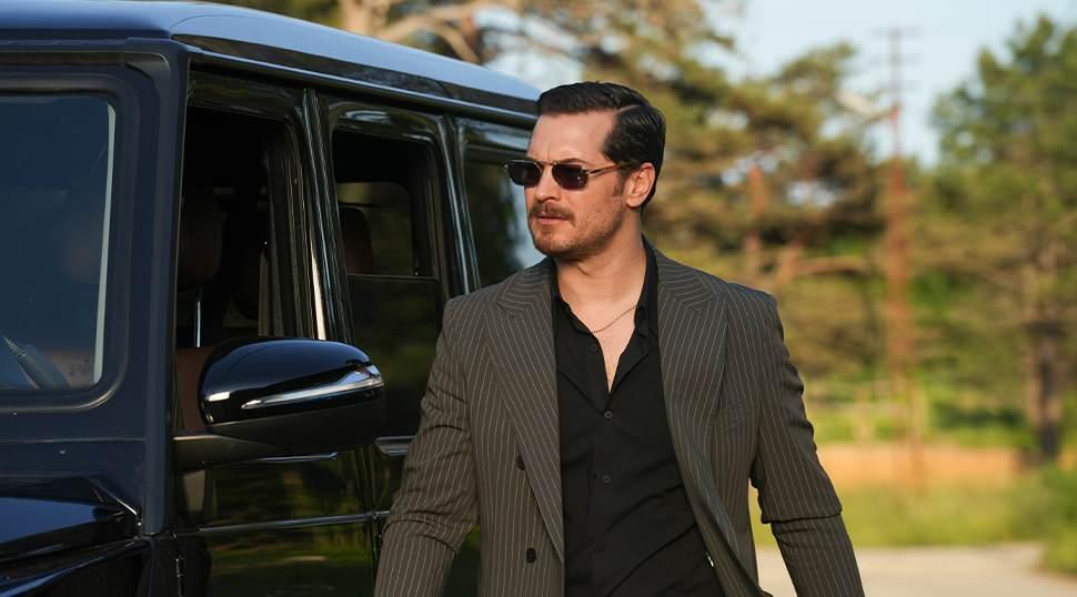 &Ccedil;ağatay Ulusoy hakkında şok iddia! 'Oyunculuğu bıraktı'