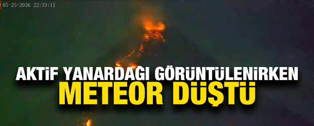 Filipinler'de yanardağın faaliyeti sırasında meteor g&ouml;r&uuml;nt&uuml;lendi