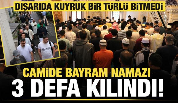 Tokyo Camii'nde bayram namazı 3 kez kılındı