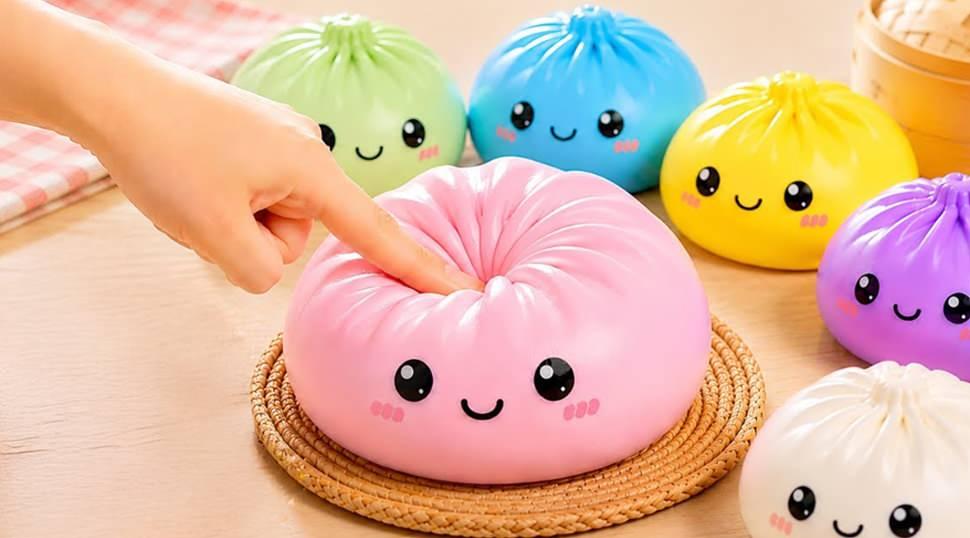 Ebeveynler dikkat: &Ccedil;ocukların viral oyuncağı 'Squishy Dumpling' de zehirli madde şoku!
