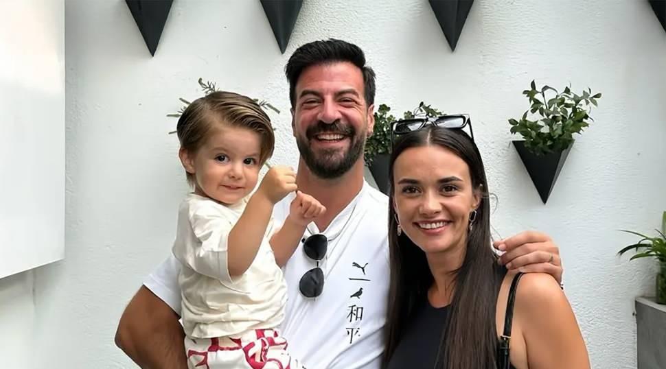 İsmail Demirci oğlu Ali ile sakal kestiği anları paylaştı!