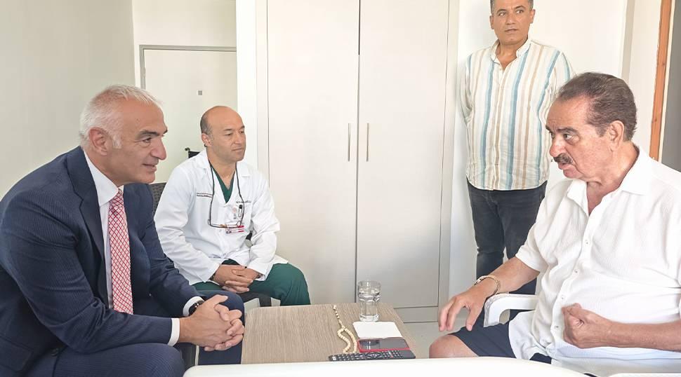 K&uuml;lt&uuml;r ve Turizm Bakanı Mehmet Nuri Ersoy'dan İbrahim Tatlıses'e s&uuml;rpriz ziyaret!