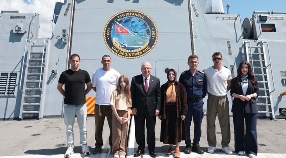 Milli Savunma  Bakanı G&uuml;ler "Operasyon Alesta" setini ziyaret etti!
