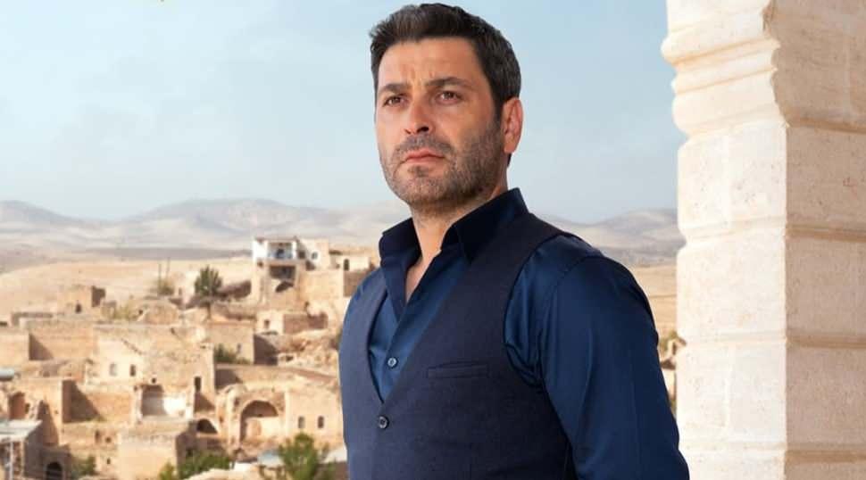 Ozan Akbaba 25 yıl sonra doğduğu eve gitti! O anlar g&uuml;ndem oldu