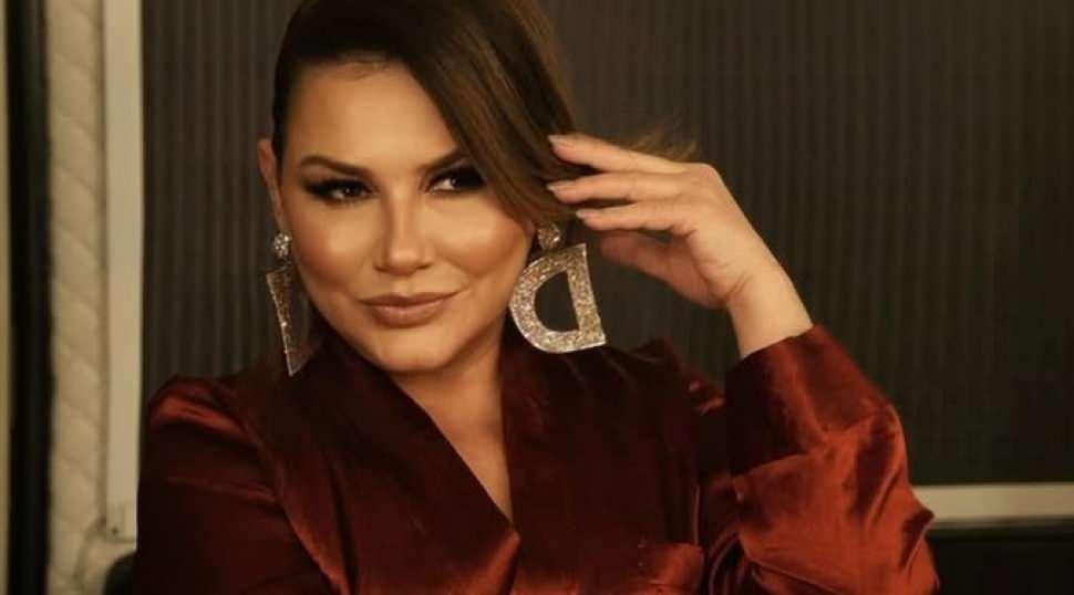 Deniz Seki o soruya isyan etti! "Ben bunu hırsızlık olarak g&ouml;r&uuml;yorum" diyerek sitem etti