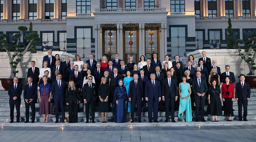 Emine Erdoğan, NATO liderleri ve eşlerini ağırladı: Diyalog ve uzlaşı vurgusu