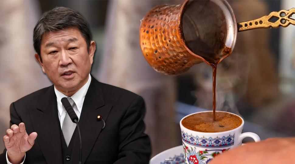 Japon bakan T&uuml;rk kahvesine hayran kaldı: Tarifini takip&ccedil;ileriyle paylaştı!