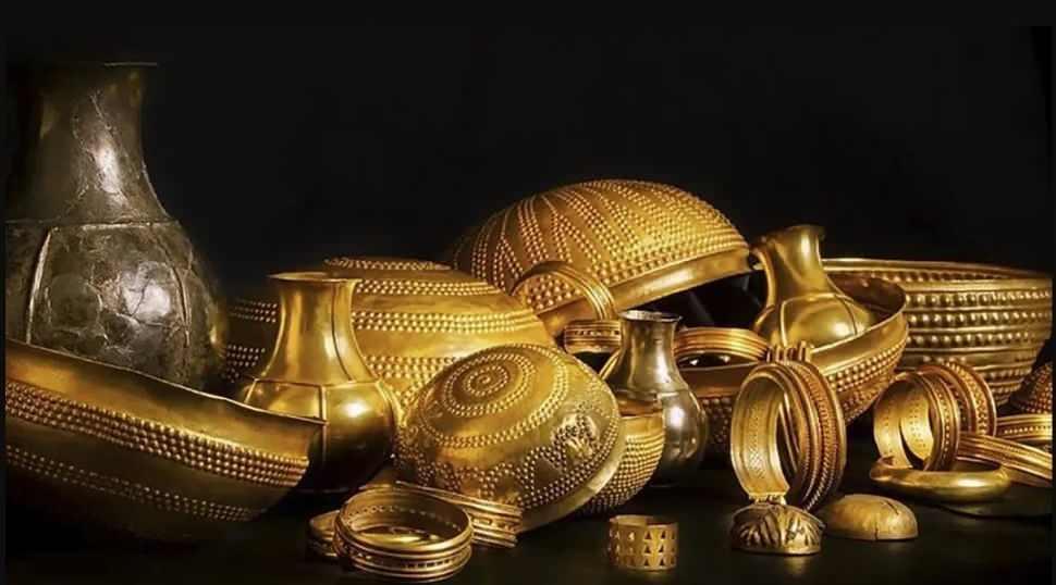 4 dakikada &ccedil;aldılar: Bronz &Ccedil;ağı'nın en b&uuml;y&uuml;k hazinesi kayıplara karıştı!