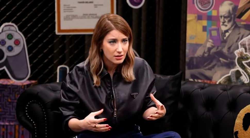 AHBAP soruşturması sonrası yurt dışına taşınacakları iddia edilmişti! Hazal Kaya a&ccedil;ıkladı