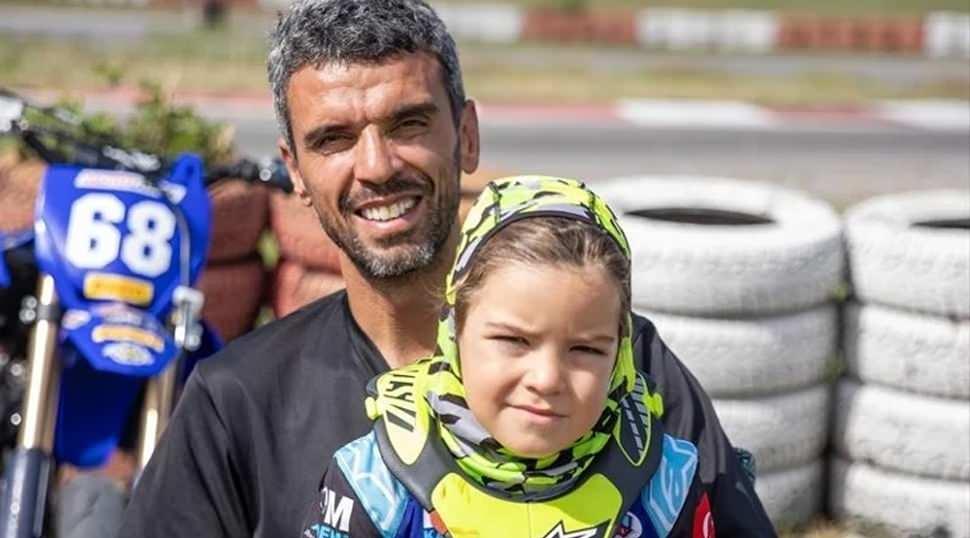 Kenan Sofuoğlu'nun 7 yaşındaki oğlu Zayn Sofuoğlu oyuncu oluyor! D&ouml;nem dizisinde rol alacak