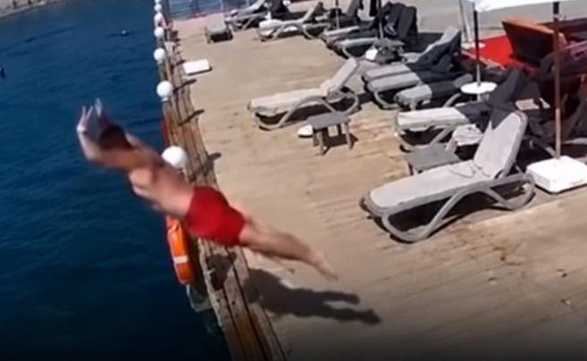 Antalya'da tatil faciası: Derin sanıp balıklama atlayınca canından oldu!