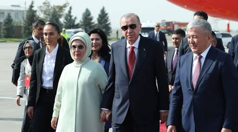 Cumhurbaşkanı Erdoğan ve Emine Erdoğan&rsquo;dan ortak Kırgızistan paylaşımı