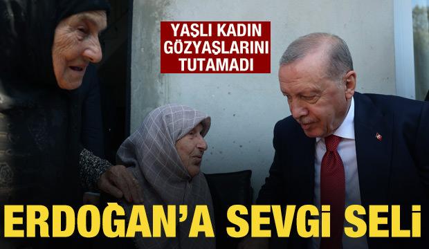  Cumhurbaşkanı Erdoğan Rize'de komşularını ziyaret etti